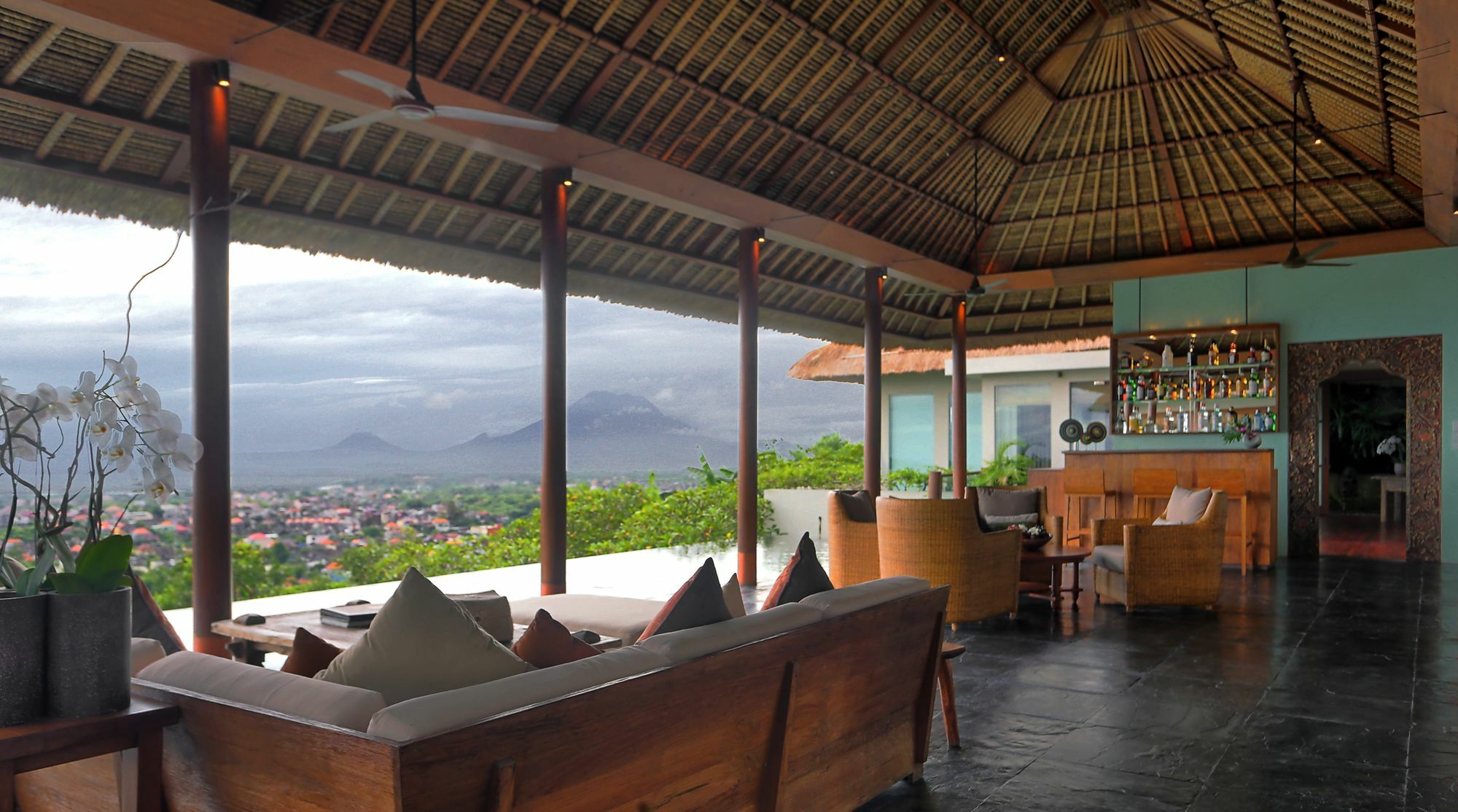 The Longhouse, Jimbaran - Bali Hotel Exterior photo
